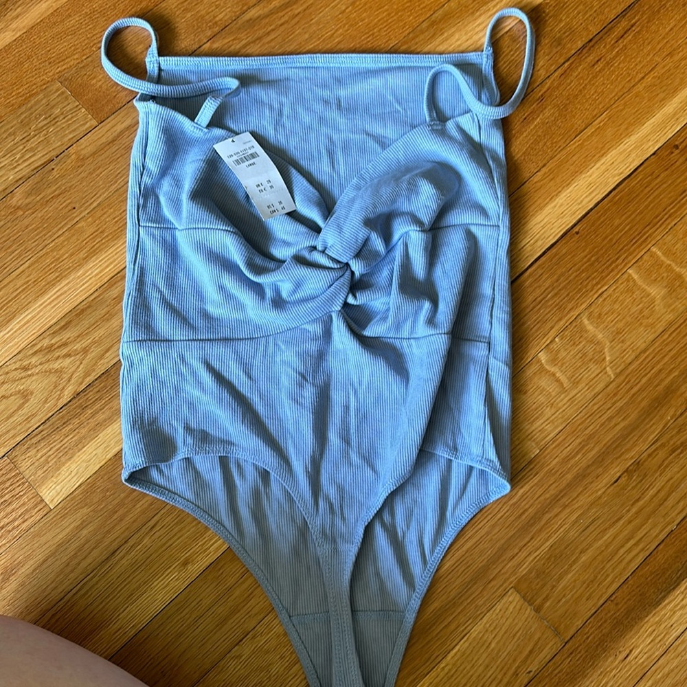 Never worn Abercrombie bodysuit